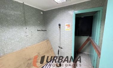 AMPLIO CENTRO MÉDICO Y DENTAL