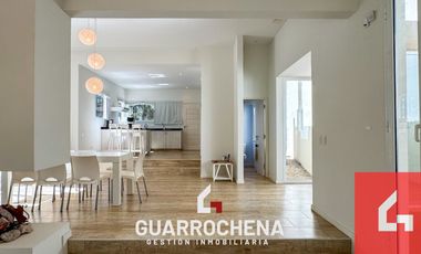 Casa en venta c/ cochera en Mar de las Pampas