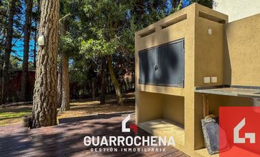 Casa en venta c/ cochera en Mar de las Pampas
