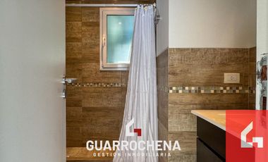 Casa en venta c/ cochera en Mar de las Pampas