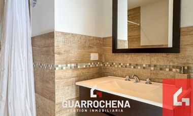 Casa en venta c/ cochera en Mar de las Pampas