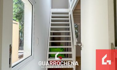 Casa en venta c/ cochera en Mar de las Pampas