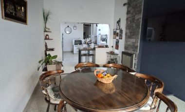 Casa PH en alquiler en Bernal Oeste