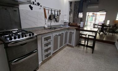 Casa PH en alquiler en Bernal Oeste