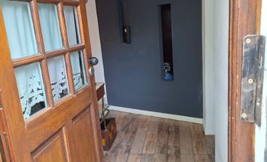 Casa PH en alquiler en Bernal Oeste