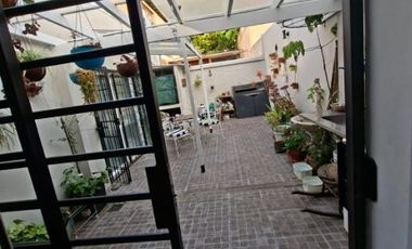 Casa PH en alquiler en Bernal Oeste