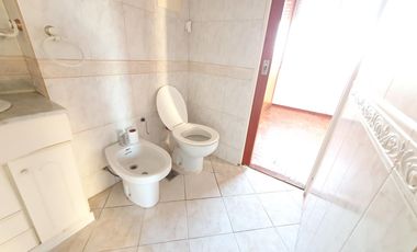 Departamento de 3 Ambientes con Balcón, Cerca de Panamericana y Av. Mitre- En Alquiler