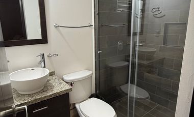 Puerta Real departamento AMUEBLADO Planta Baja cerca de planta Toyota