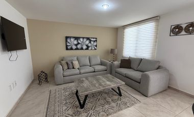 Puerta Real departamento AMUEBLADO Planta Baja cerca de planta Toyota