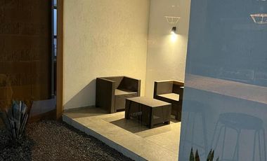 Puerta Real departamento AMUEBLADO Planta Baja cerca de planta Toyota