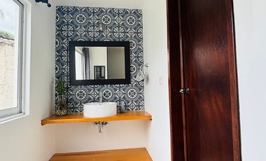 Casa en venta en Fracc. San José- Coatepec: Habitación en PB y amplio jardín