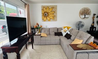 Casa en venta en Fracc. San José- Coatepec: Habitación en PB y amplio jardín