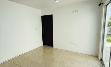 Casa en venta en Fracc. San José- Coatepec: Habitación en PB y amplio jardín