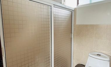 Casa en venta en Fracc. San José- Coatepec: Habitación en PB y amplio jardín