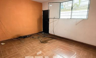 Casa de 1 nivel en venta a 1 cuadra de Av. Atenas Veracruzanas