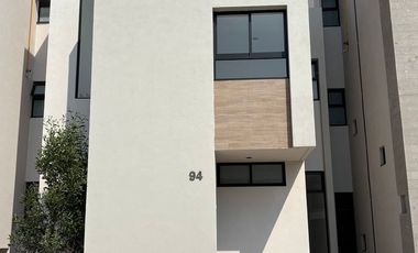 CASA EN RENTA EN JURIQUILLA QUERETARO