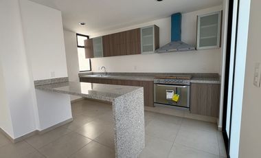 CASA EN RENTA EN JURIQUILLA QUERETARO