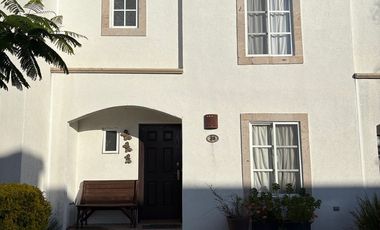 CASA EN RENTA EN EL REFUGIO QUERETARO