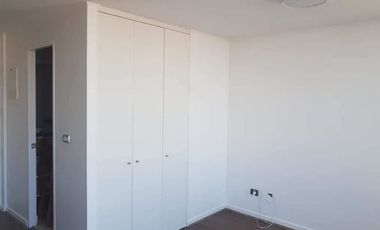 Departamento En Venta Tipo Estudio. Metro Santa Ana.