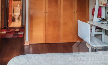 Departamento en arriendo c/ estacionamiento en Metro Manquehue - Apumanque