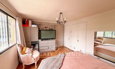 Casa con excelente ubicación a pasos del Metro Ciudad del Niño – San Miguel