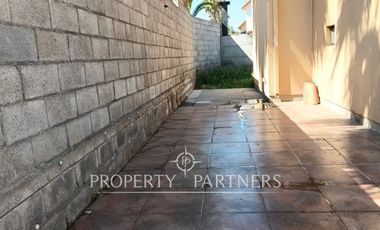 Casa en arriendo en Peñalolén con excelente terreno condominio Arboleda