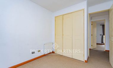 Casa en arriendo en Peñalolén con excelente terreno condominio Arboleda