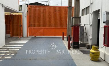 Se arrienda galpón en la zona industrial