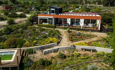 ¡Vive frente al mar con vista a acantilados escoceses en los Vilos, Región de Coquimbo!