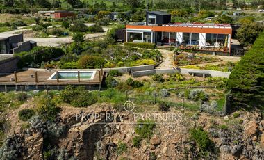 ¡Vive frente al mar con vista a acantilados escoceses en los Vilos, Región de Coquimbo!