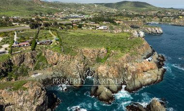 ¡Vive frente al mar con vista a acantilados escoceses en los Vilos, Región de Coquimbo!