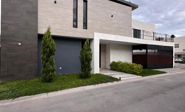 RESIDENCIA EN VENTA EN VILLAS DEL RENACIMIENTO TORREÓN, COAHUILA