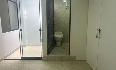 Departamento A 1 Cuadra De Pedro Venturo En Santiago De Surco