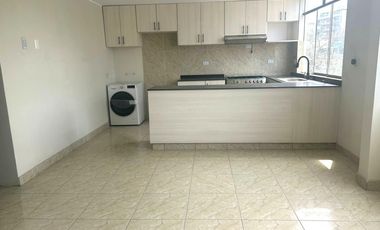 Departamento A 1 Cuadra De Pedro Venturo En Santiago De Surco