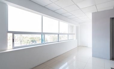 IB-CM0880 - Oficina en Renta en Granjas, 1,509 m2.