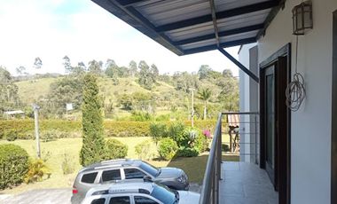 ARRIENDO de CASA CAMPESTRE en MARINILLA