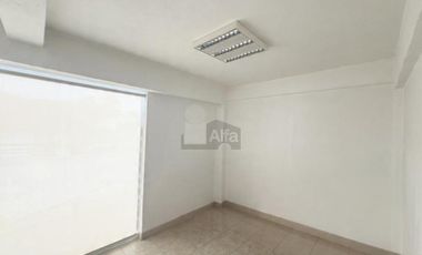 Edificio corporativo en renta con 6 estacionamientos