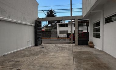 Edificio corporativo en renta con 6 estacionamientos