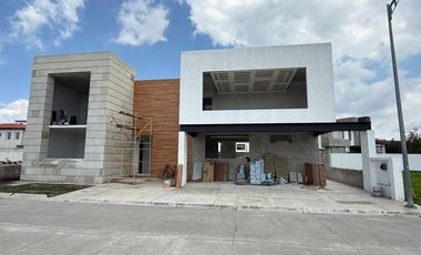 Casa en condominio en Priv. Comalco, Hda. San Antonio