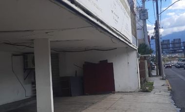 LOCAL COMERCIAL EN VENTA EN COL. LEONES EN MONTERREY