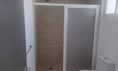 Renta casa en condominio atrás de Plaza San Diego, Puebla.