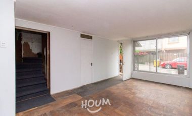 CASA EN VENTA EN PROVIDENCIA, 2 PISOS (OPORTUNIDAD)