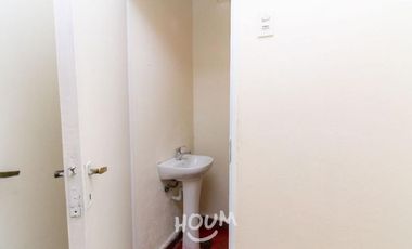 CASA EN VENTA EN PROVIDENCIA, 2 PISOS (OPORTUNIDAD)