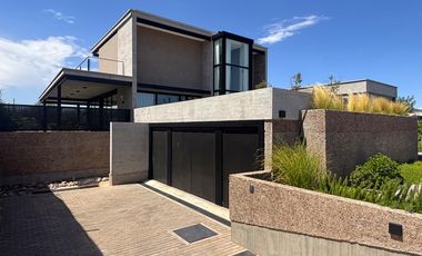 Casa en venta en Barrio Privado en Lujan de Cuyo Vistalba Mendoza