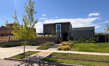 Casa en venta en Barrio Privado en Lujan de Cuyo Vistalba Mendoza