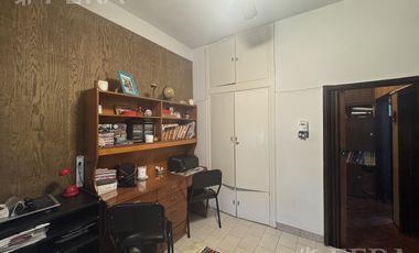 Venta casa 3 ambientes con cochera en Sarandi