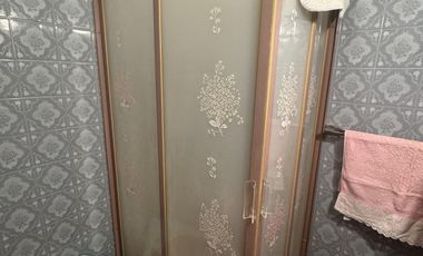 Venta casa 3 ambientes con cochera en Sarandi