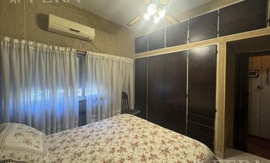 Venta casa 3 ambientes con cochera en Sarandi