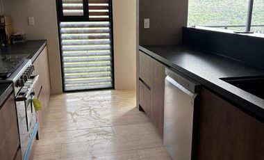 Renta de Departamento nuevo con vista única y privacidad total