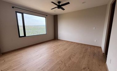 Renta de Departamento nuevo con vista única y privacidad total